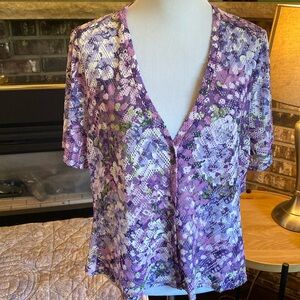 SUSAN GRAVER short sleeved button up cropped top. Shear jersey like fabric. XL